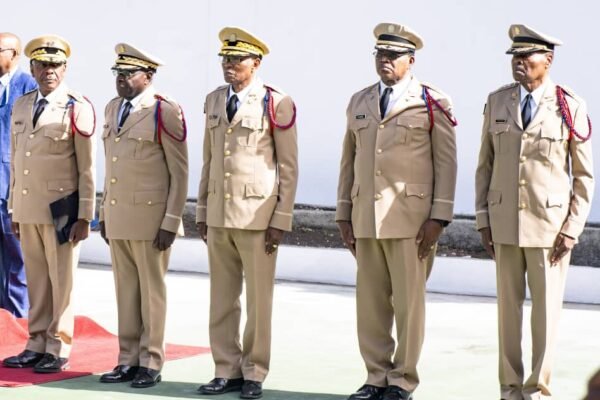 Membres du Haut Commandement des Forces Armées d’ Haiti ( FADH).
